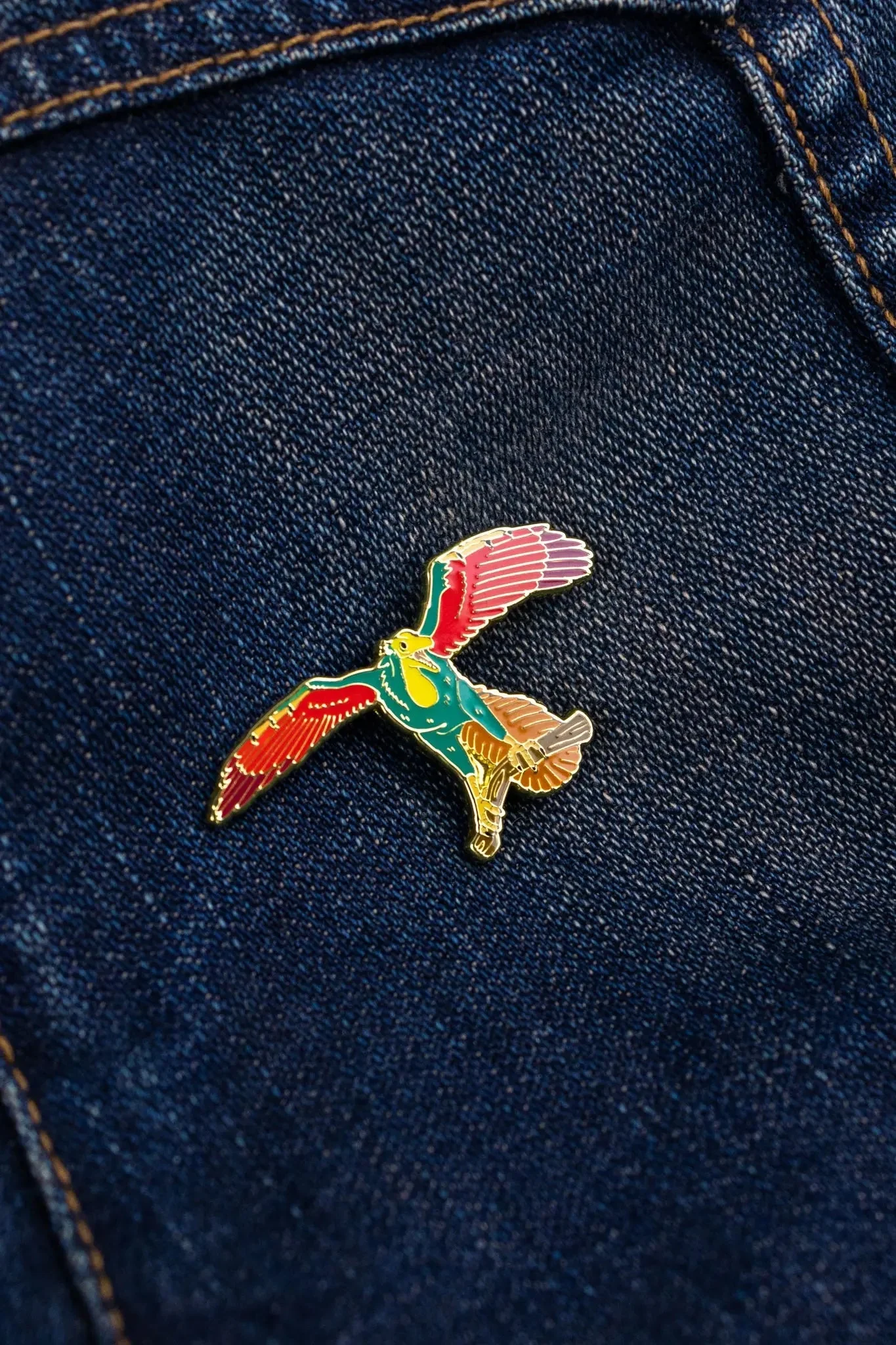 Archaeopteryx Enamel Pin (Archaeopteryx lithographica) - Image 3