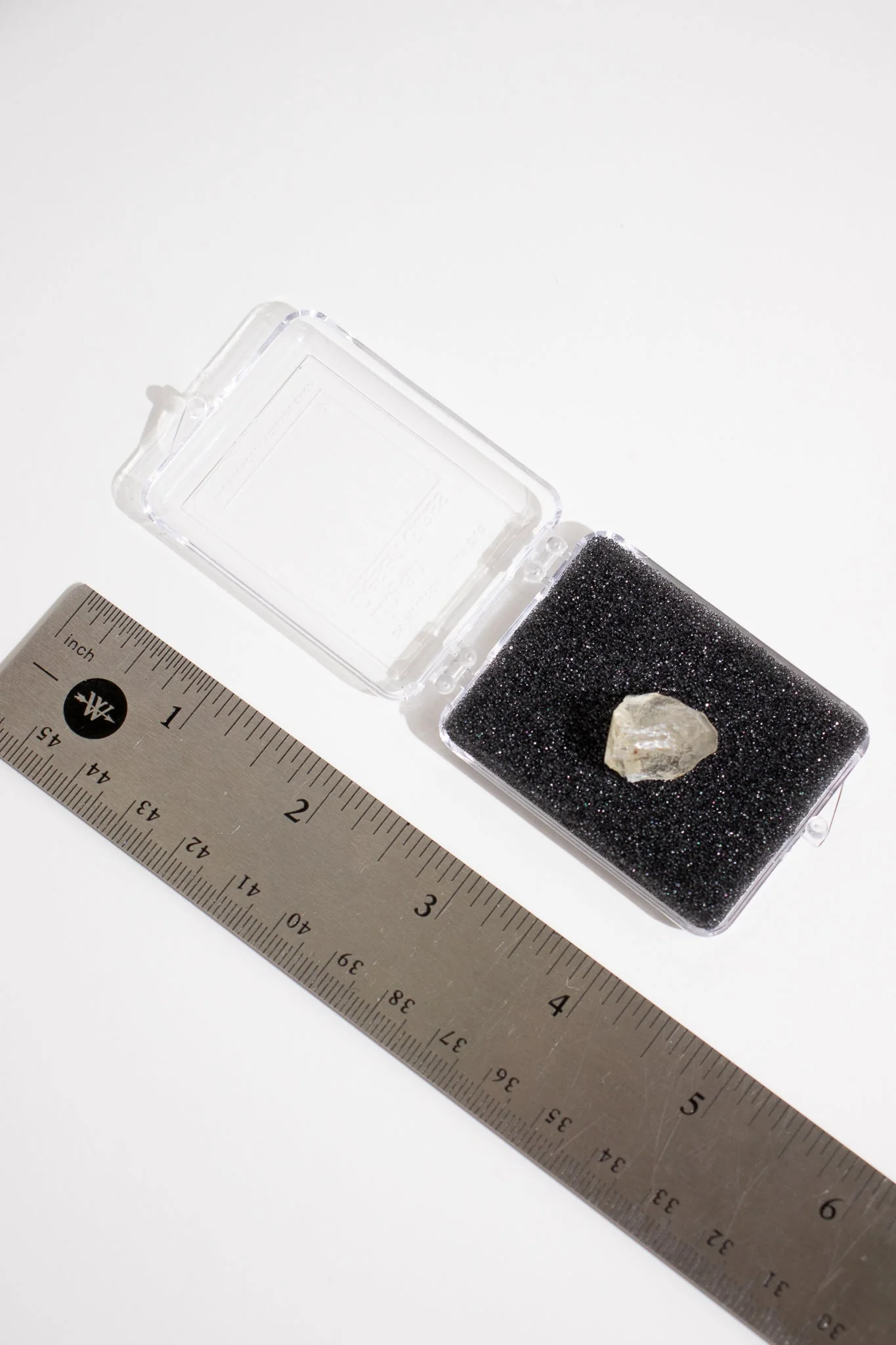 Libyan Desert Glass Specimen - Image 4